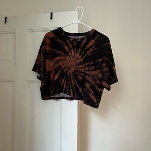 Women’s Hollister cropped tie-dye T-shirt, size medium must-have collection